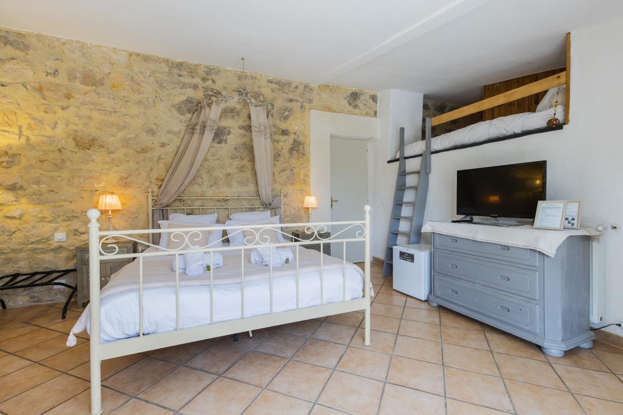 Chambre D'Hotes - B&B - Grand Luberon Chez Manon En Luberon Lagnes Εξωτερικό φωτογραφία